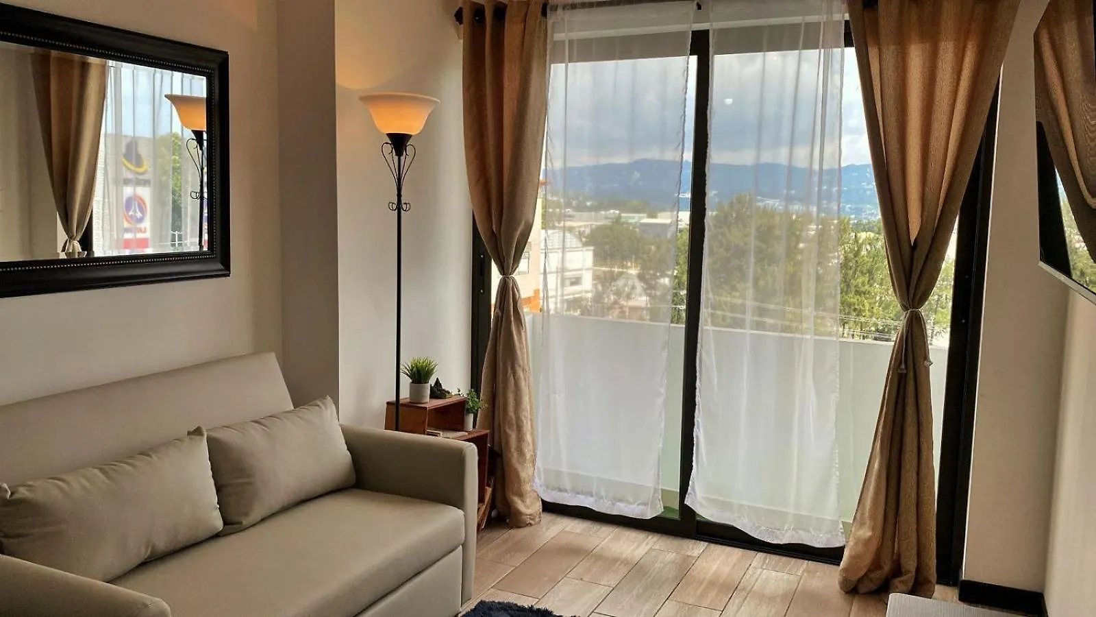 Luxury Apartment Airport With Pool Zona 12 Guatemala Guatemala City